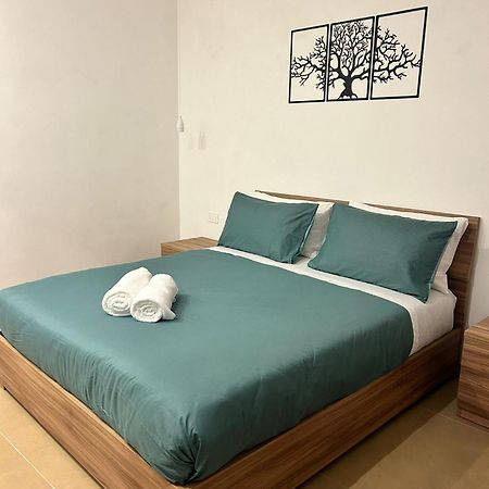 Leopoldo Villa Sant' Anastasia Bagian luar foto